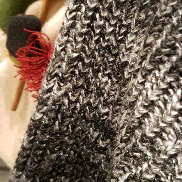 Daisy Fuentes V-neck Button Knit Cardigan - Picture 6 of 6